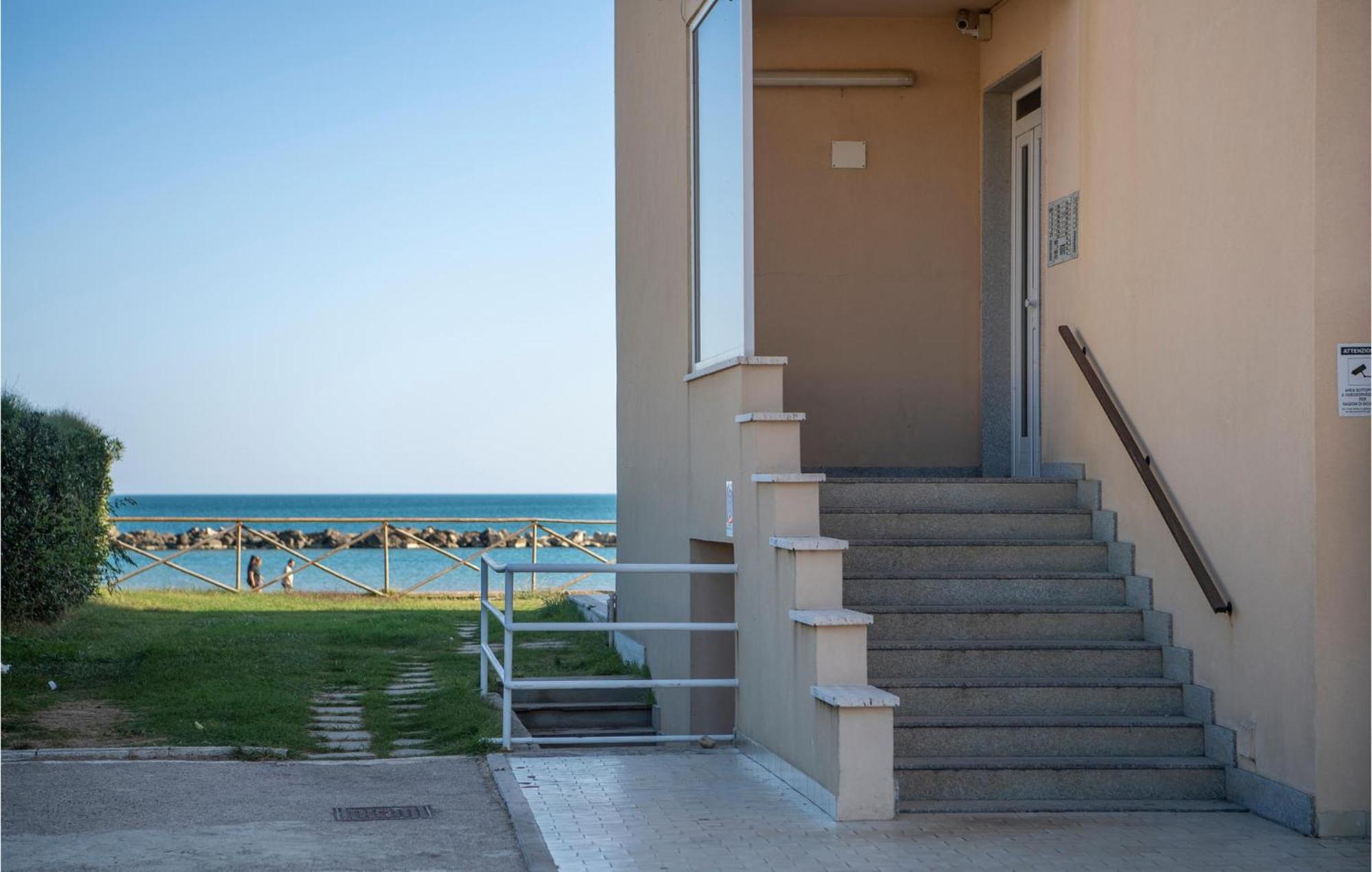 Awesome Apartment In Ortona With Wifi 外观 照片